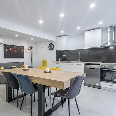 New Modern Cozy Appartement